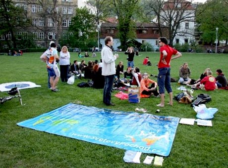 Piknik za mír a nenásilí - Kampa